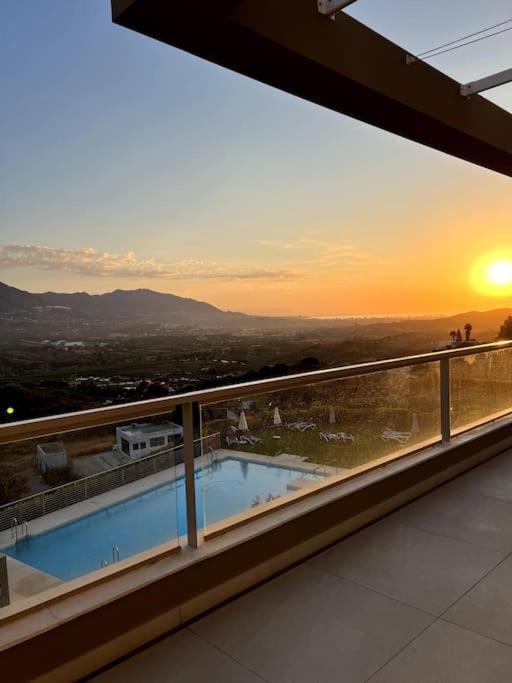 Luxury Penthouse With Sea View In La Cala Golf Resort لا كالا ذي ميخاس المظهر الخارجي الصورة